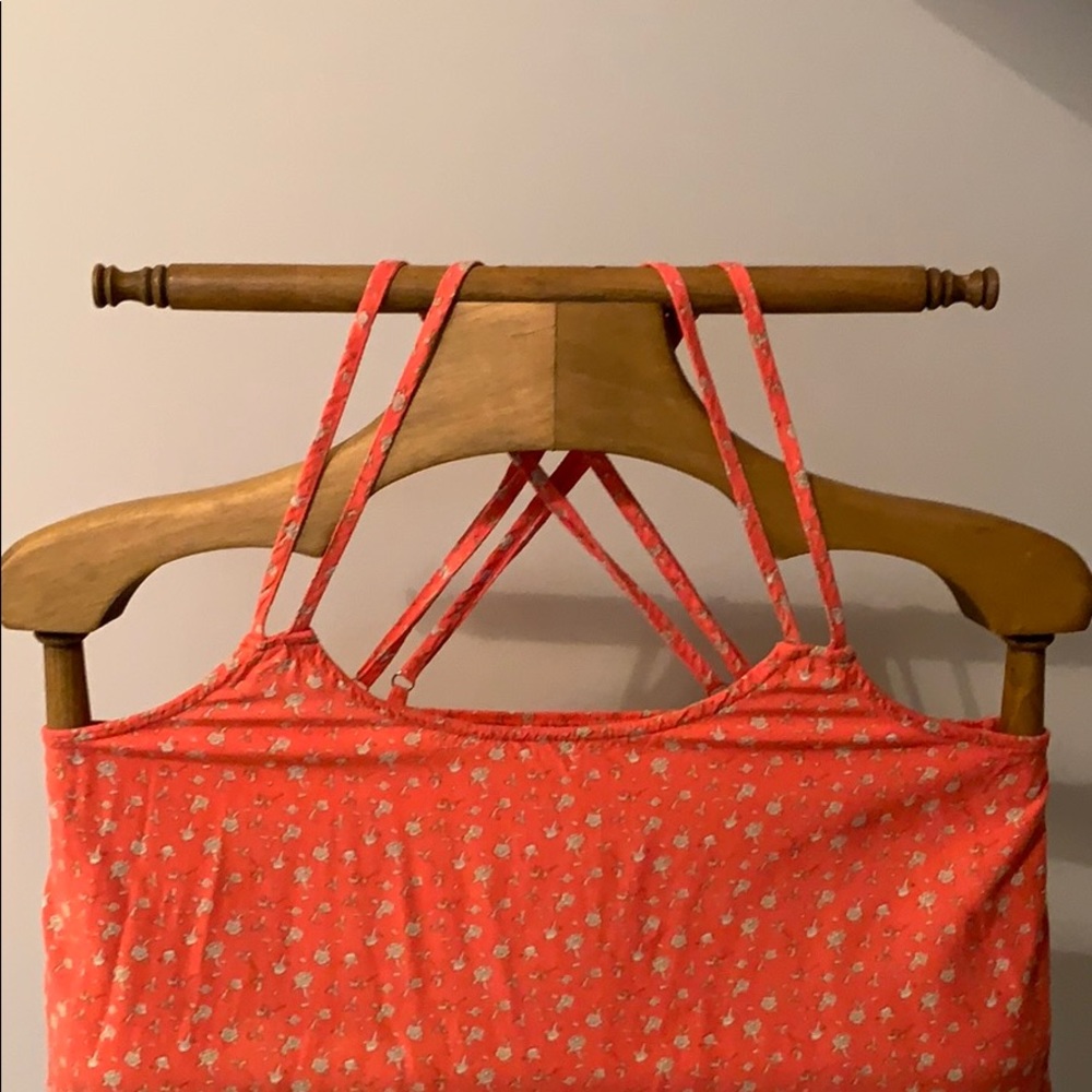 Miss Daisy coral cropped shirt with flowers